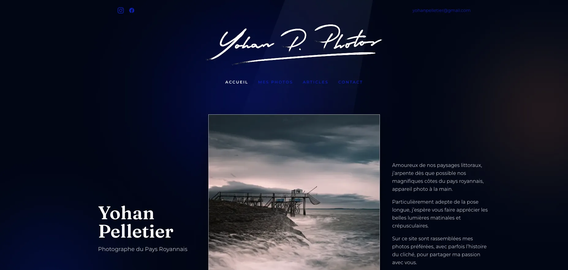 Yohan P Photo homepage. Script logo, navy background, and a featured long-exposure of a carrelet on the Royan coast.